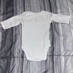 White baby onesie (3M)
